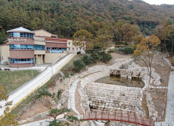 해남군이 해남 유스호스텔 일원을 안전하고 쉼이 있는 산림유역으로 조성했다. 