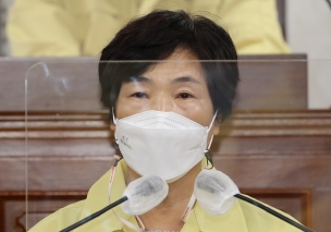 송순례 조례특위 위원장