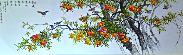 만재가든에 걸린 그림은 모두 진도출신 화가들의 작품이다.(강공수의 화조화)