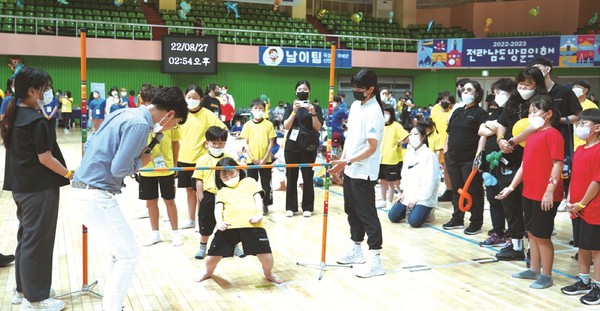 전라남도 어린이 생활체육대축전이 지난 8월27일 해남 우슬체육관에서 열렸다. 