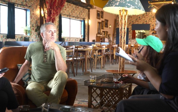 비옥한 도시라는 뜻의 ‘La Cité Fertile’을 만든 스테판 바티넬(Stéphane Vatinel)은 프랑스 파리에서 젊은이들에게 영감을 주고 있으며, 지속가능한 라이프스타일을 경험하게 한다.