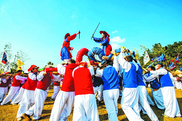 북평면 전 주민이 참여하는 용줄다리기가 10월27일 북평힐링공원에서 열린다.