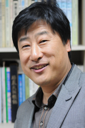                              변남주/국민대 교수