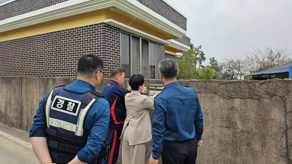 북평면은 차경마을에 안심귀갓길 안심솔라등을 설치했다.