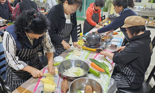 해남고구마 요리교실이 자연스토리에서 무료로 진행되고 있다. 