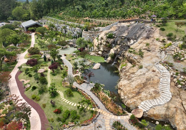 전라남도 예쁜정원 콘테스트에서 ‘비원’이 대상의 영예를 안았다.