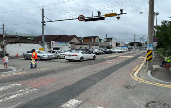 해남서초등학교 후문 어린이보호구역 내 노상주차장이 폐지된다.