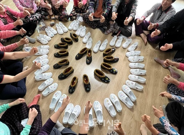 각 마을경로당에서 다양한 문화공방 수업이 열리고 있다.