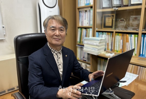 원광전력 전연수 대표는 에너지는 곧 경쟁력이자 해남의 미래라는 마음으로 에너지 신산업 최전선에서 활동하고 있다.