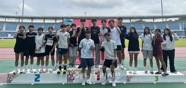‘2024. 교육감기 학년별 육상경기대회’에서 해남 선수들이 B그룹 종합1위를 차지했다.