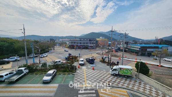 해남군이 해남공원 사거리에 회전교차로 조성사업을 추진한다.