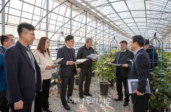 해남군의회 농수산경제위원회가 2025년도 예산안 심사를 위해 주요 현장을 방문했다.