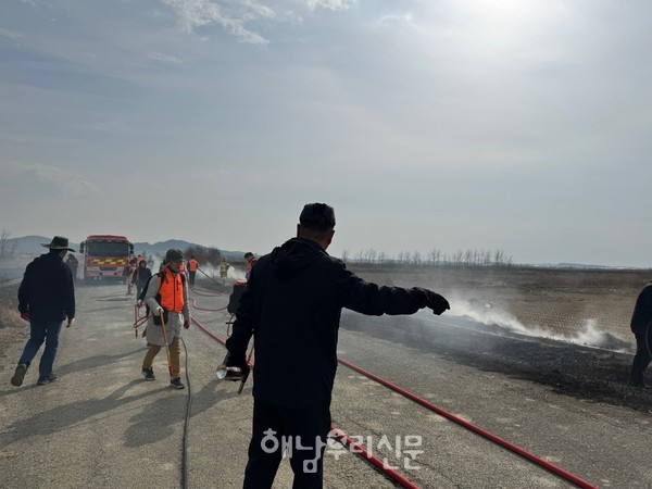 마산면은 뜬섬에서 민관합동 산불진화 훈련을 실시했다.