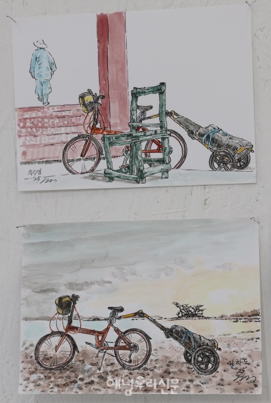 김석환 작가가 자전거를 타고 누빈 세계 곳곳과 해남의 풍경이 문내면 임하도 ‘금요일의 섬 갤러리’에 걸렸다.