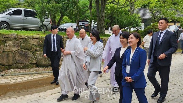 이재명 대통령 부인 김혜경 여사가 지난 5월20일 대흥사를 찾았다.