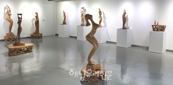 해남아트마루에서 박창호 작가의 ‘나의 그리움’展이 오는 7월6일까지 열린다.