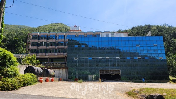 해남군은 대흥사 집단시설지구 내 온천관광랜드를 매입해 새로운 공간으로 탄생시킨다는 계획이다.