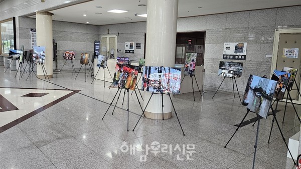 해남소방서가 해남문화예술회관 1층에서 소방활동 사진전을 개최했다.