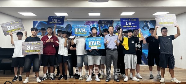 해남종합사회복지관의 ‘제4회 청소년e스포츠 대회’가 성황리에 개최됐다.