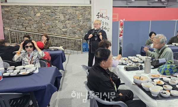 명량대첩 전승지 해남에서 ‘명량대첩축제’가 열리는 오는 9월19일부터 21일까지 3일간 울돌목에서 ‘이순신 밥상’을 맛볼 수 있다.