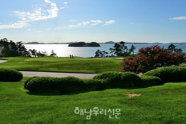 해남군과 코레일관광개발이 ‘LPGA 정규투어 BMW 레이디스 챔피언십’과 연계한 ‘스포츠열차 인(in) 해남’을 출시했다.