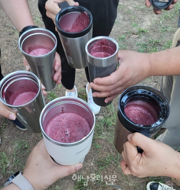                           해남군이 명량대첩축제 기간 1회용품 컵 대신 텀블러 사용을 당부했다.