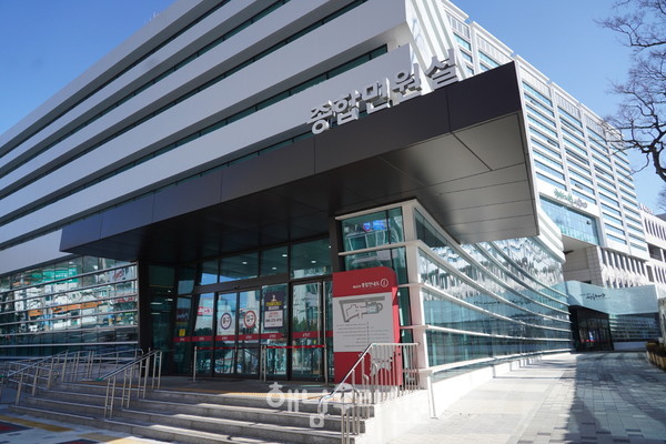 해남군민원실이 행정안전부로부터 ‘국민행복민원실’ 재인증을 받았다.