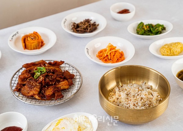 대흥사 보리쌈밥은 대흥사에서 해괴하게 수행하던 호랑이에게서 유래됐다고 한다.(보리쌈밥)