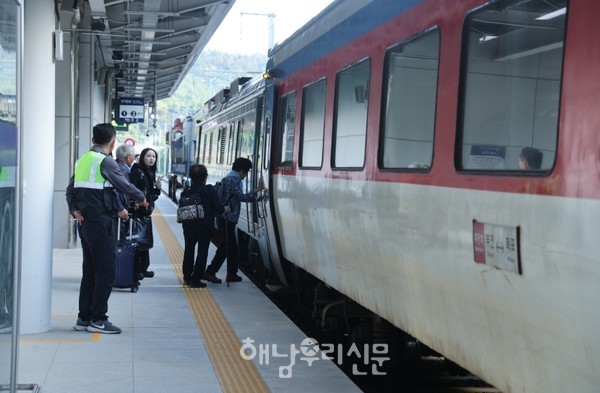 ‘기차 타고 해남으로’ 관광상품이 출시와 함께 문의가 이어지고 있다.